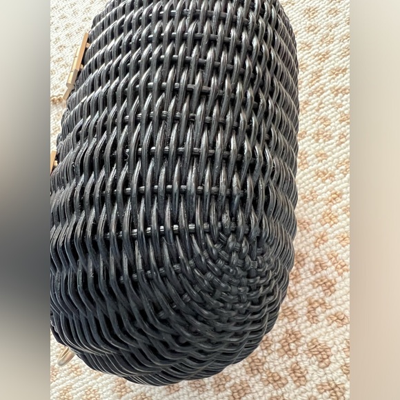 CHANEL Heart Lock Wicker Bag Cruise 2004/2005 ♥️ - Picture 12 of 16